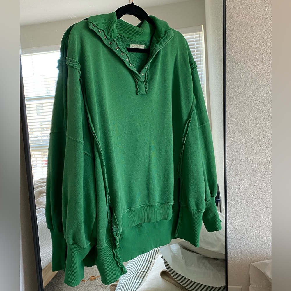 Free People / We The Free, Camden Henley Sweatshirt in Green, Size Small